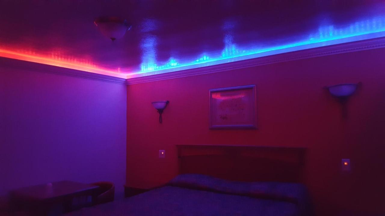 Deluxe Motel, Los Angeles Area ダウニー エクステリア 写真